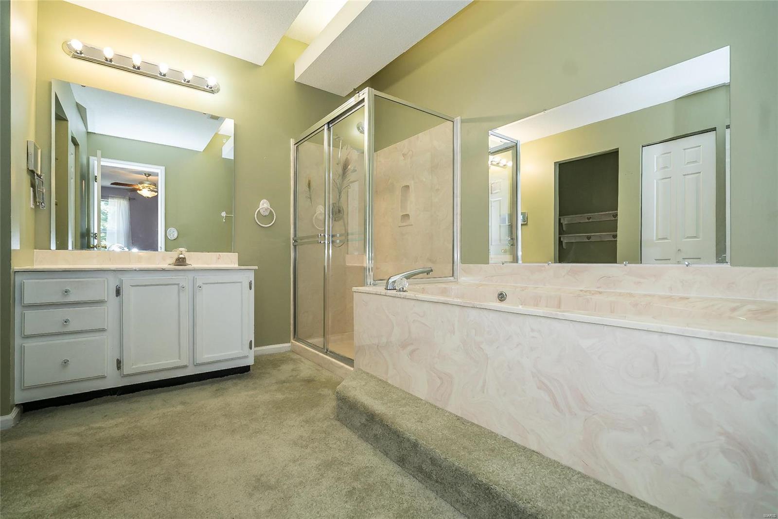 1280 Dell Ridge Court St. Peters, MO 63303 - Photo 16 of 31 Gallery Image 16