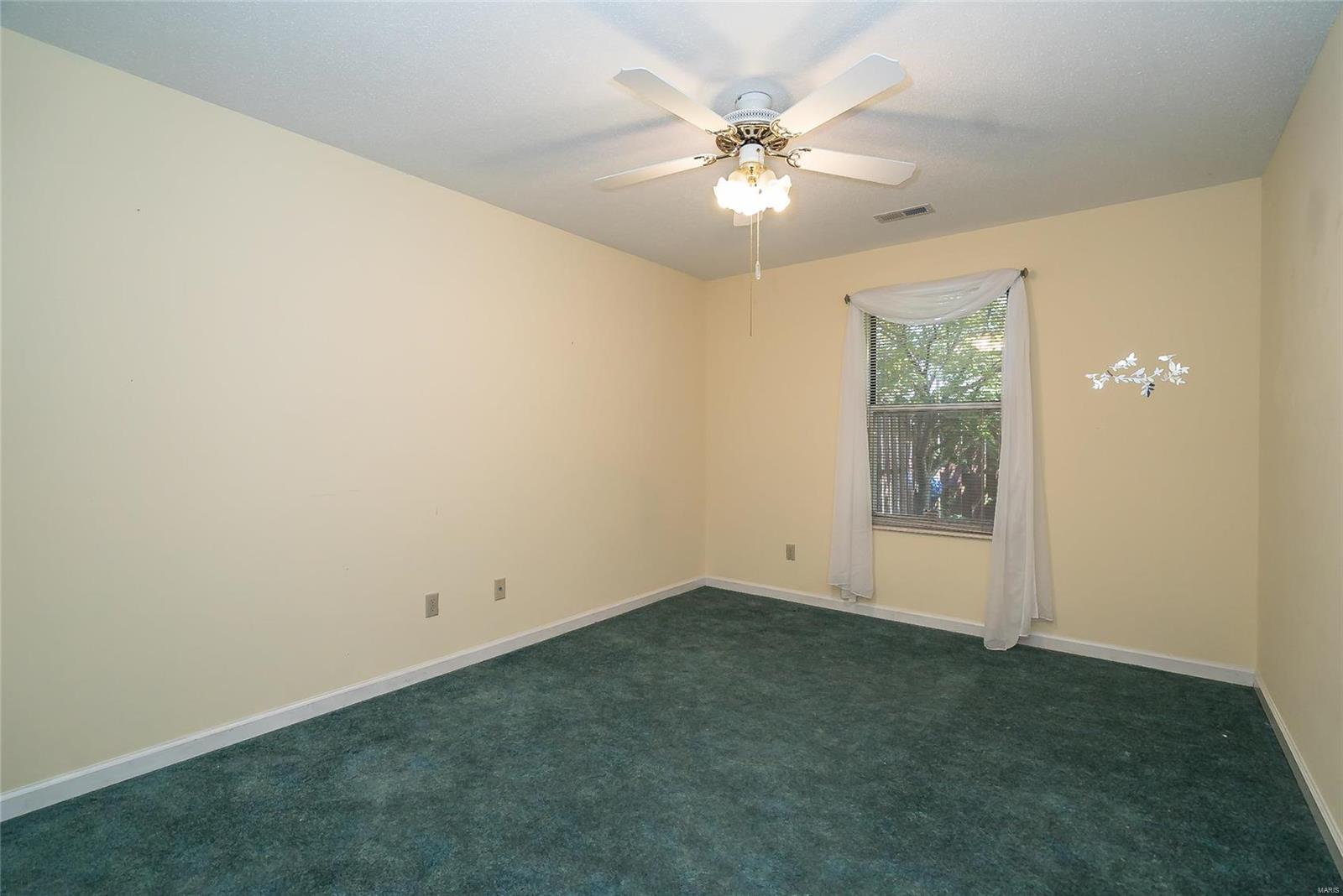 1280 Dell Ridge Court St. Peters, MO 63303 - Photo 24 of 31 Gallery Image 24