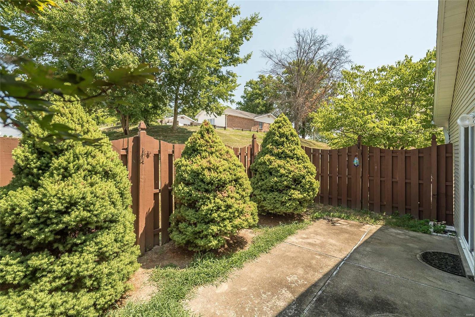 1280 Dell Ridge Court St. Peters, MO 63303 - Photo 26 of 31 Gallery Image 26
