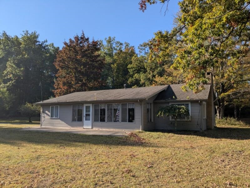 5533 East County Line Road South Branch, MI 48761 - Photo 2 of 20