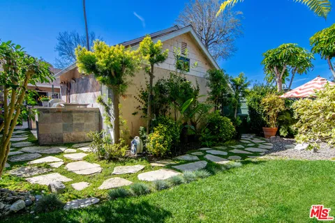 $2,699,000 | 3200 Federal Avenue, Los Angeles, CA 90066