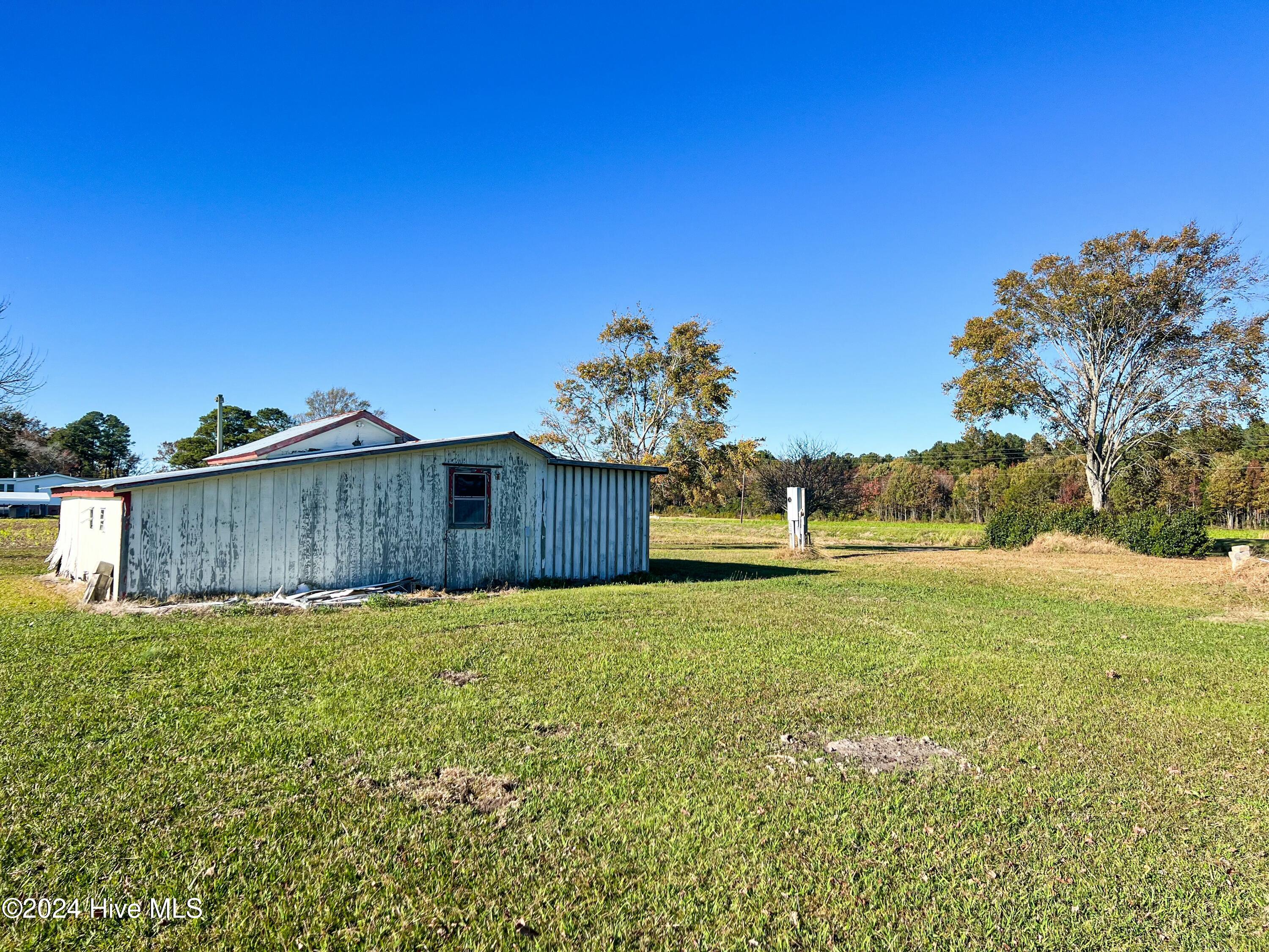 1391 Puddin Hill Road Scranton, NC 27875 - Photo 7 of 10 Shed