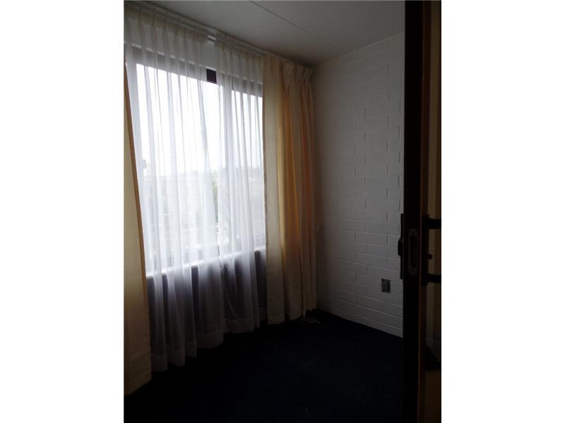 750 Washington Road, Unit 804 Mt. Lebanon, PA 15228 - Photo 12 of 17 Full Bath.