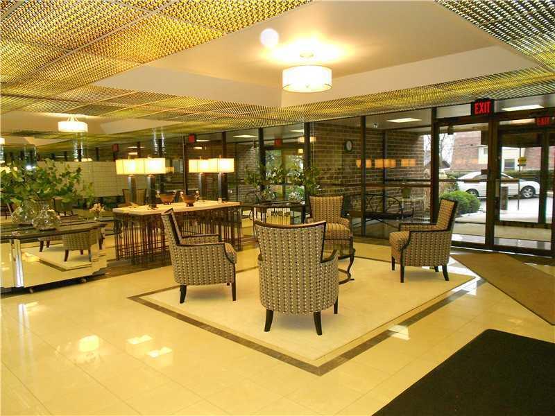 Lobby/Reception. 