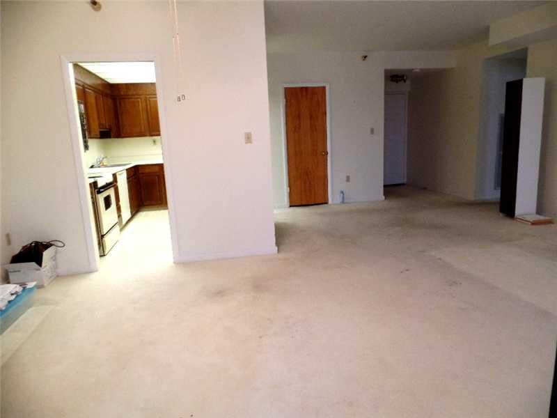 750 Washington Road, Unit 804 Mt. Lebanon, PA 15228 - Photo 9 of 17 Dining Room.