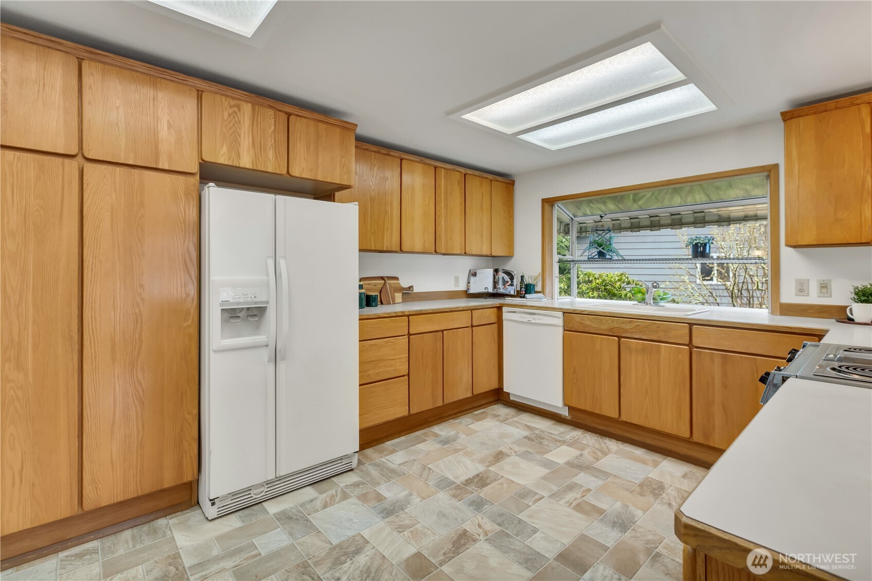 31402 28th Place Southwest Federal Way, WA 98023 - Photo 12 of 40