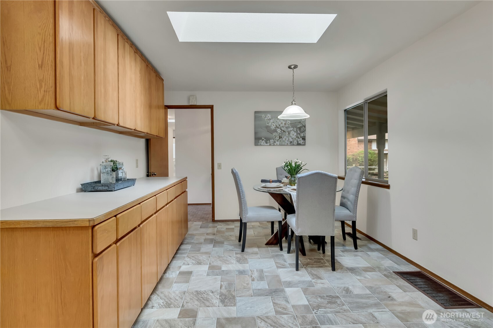 31402 28th Place Southwest Federal Way, WA 98023 - Photo 9 of 40