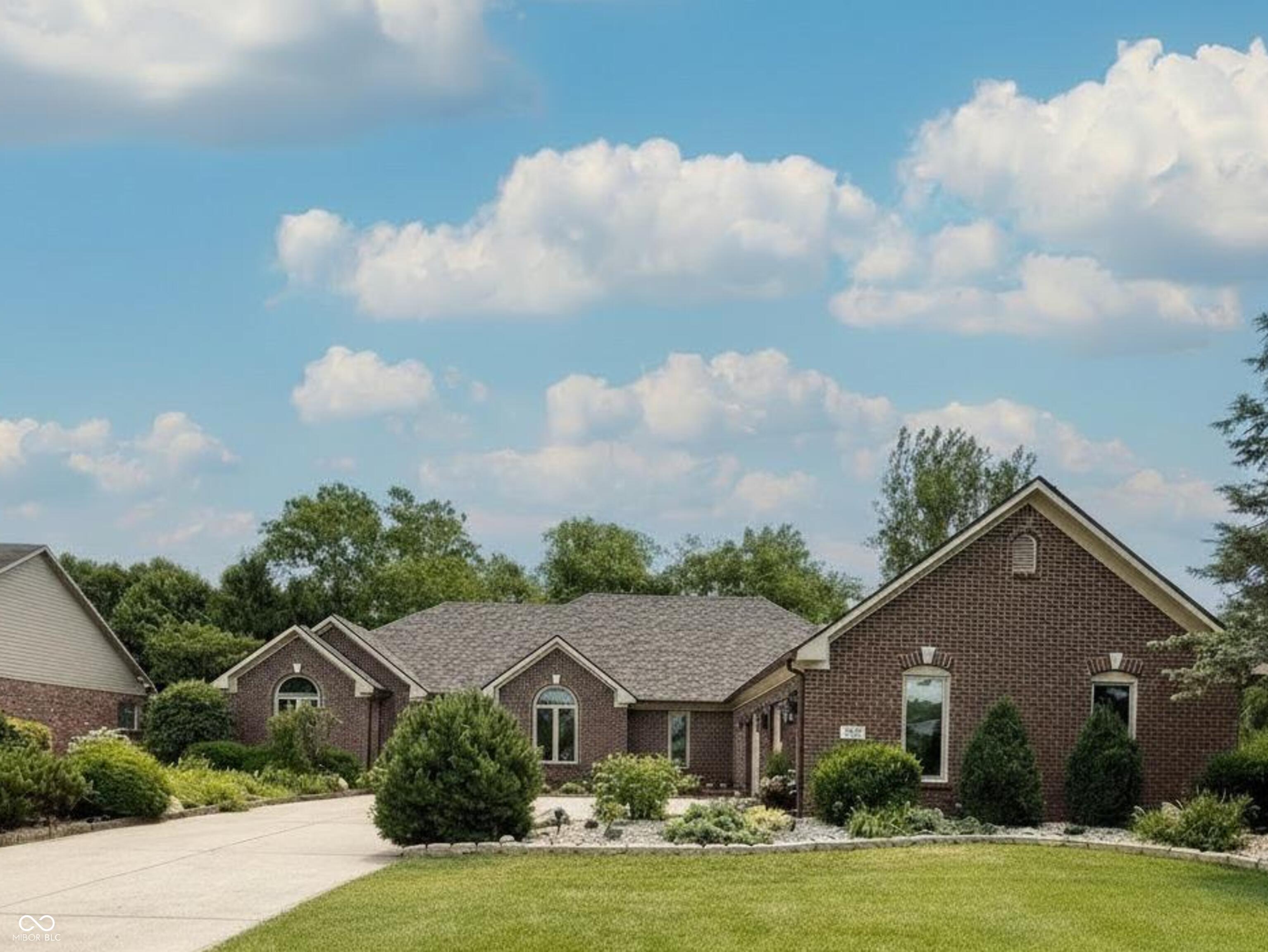 1517 Cherry Tree Road Avon, IN 46123 - Photo 5 of 54