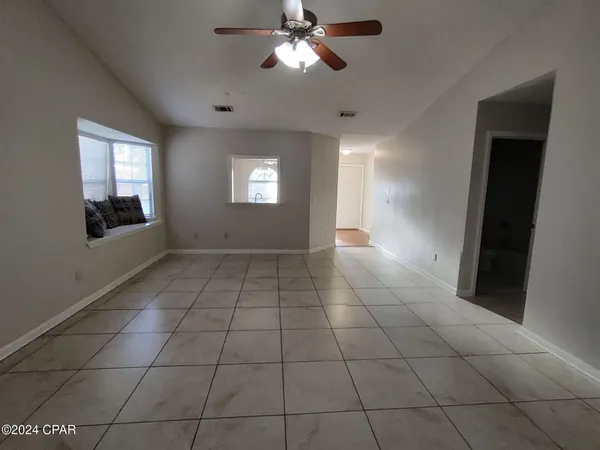 $1,950 | 1604 Vecuna Circle, Panama City Beach, FL 32407