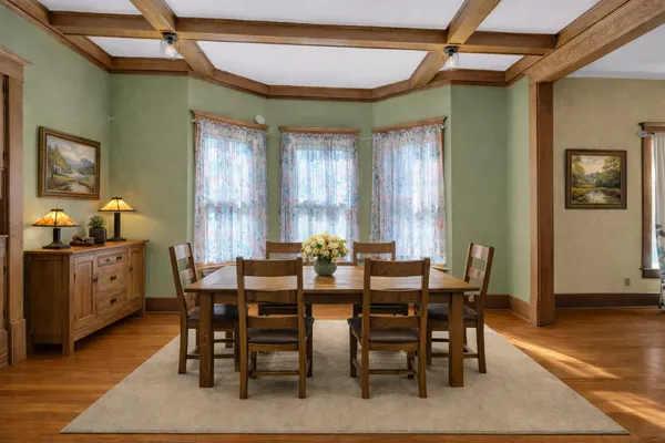 $222,500 | 878 South Wildwood Avenue, Kankakee, IL 60901