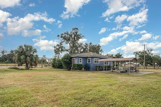 $425,000 | 10820 South County Road 39, Lithia, FL 33547