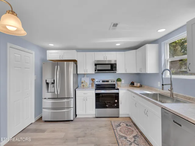 $314,500 | 7915 Corryton Luttrell Road, Corryton, TN 37721