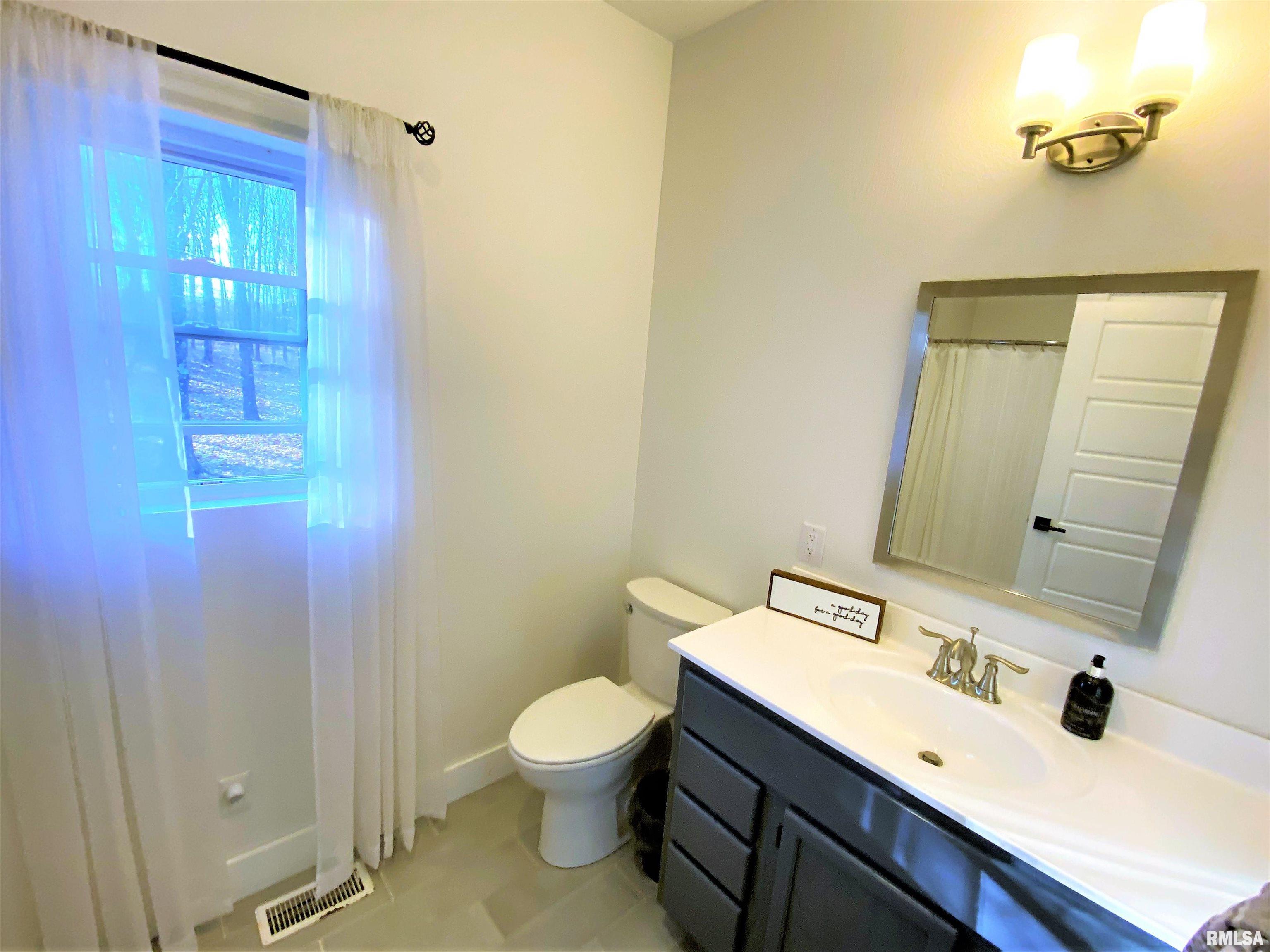 235 Eblin Road Texico, IL 62889 - Photo 28 of 50