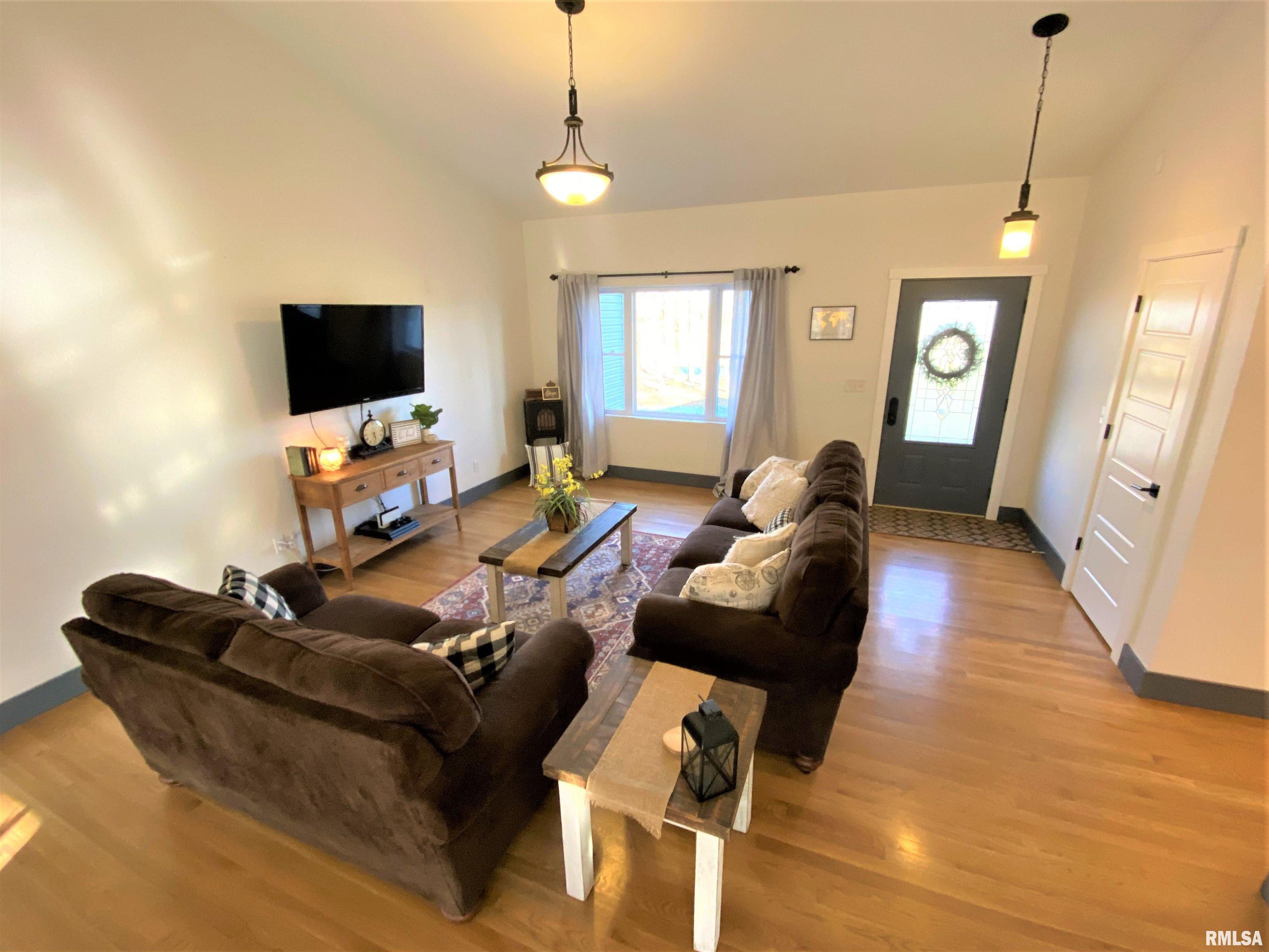 235 Eblin Road Texico, IL 62889 - Photo 7 of 50