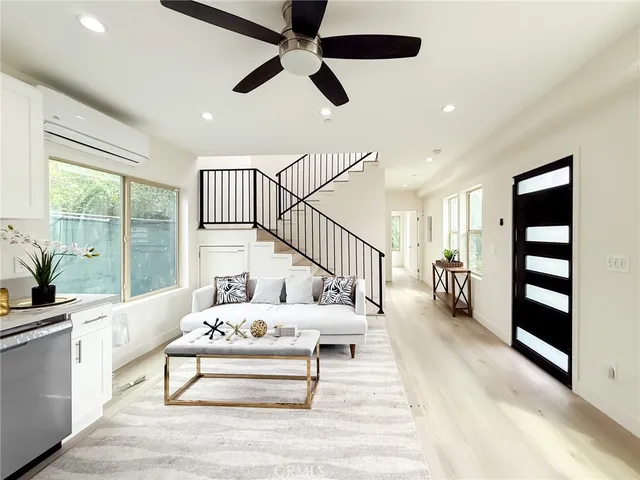 $2,998,000 | 3723 Anita Avenue, Pasadena, CA 91107