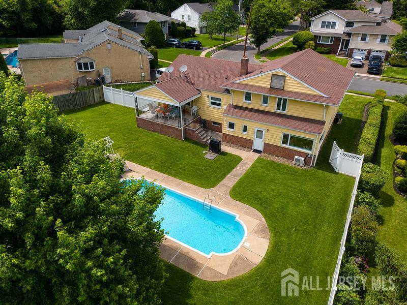 35 Shelley Road Springfield, NJ 07081 - Photo 16 of 45 Gallery Image 16