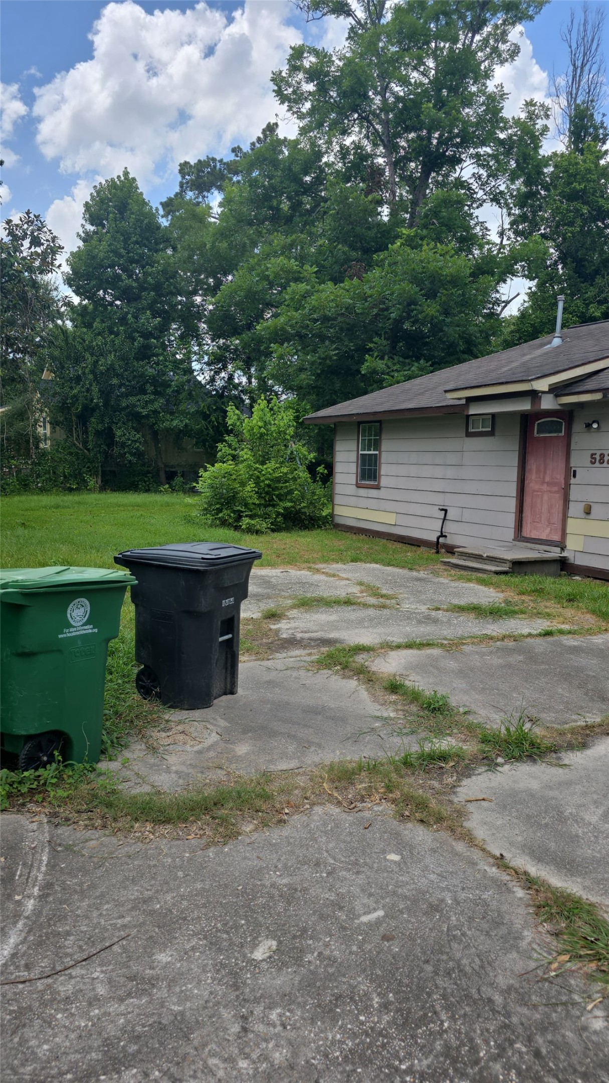 5827 Boness Road Houston, TX 77396 - Photo 4 of 7