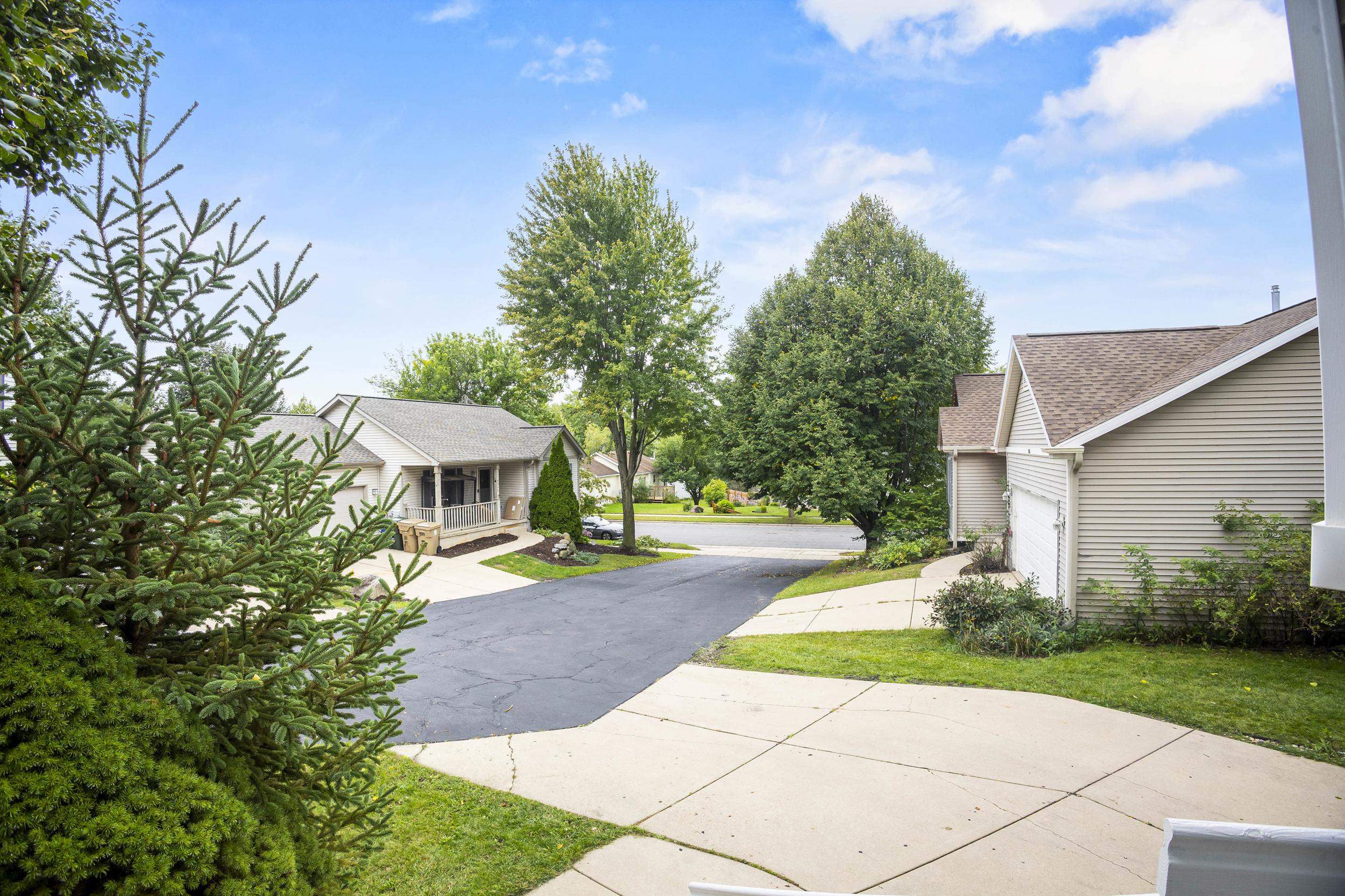 5157 Ridge Oak Drive Madison, WI 53704 - Photo 41 of 50 Gallery Image 41