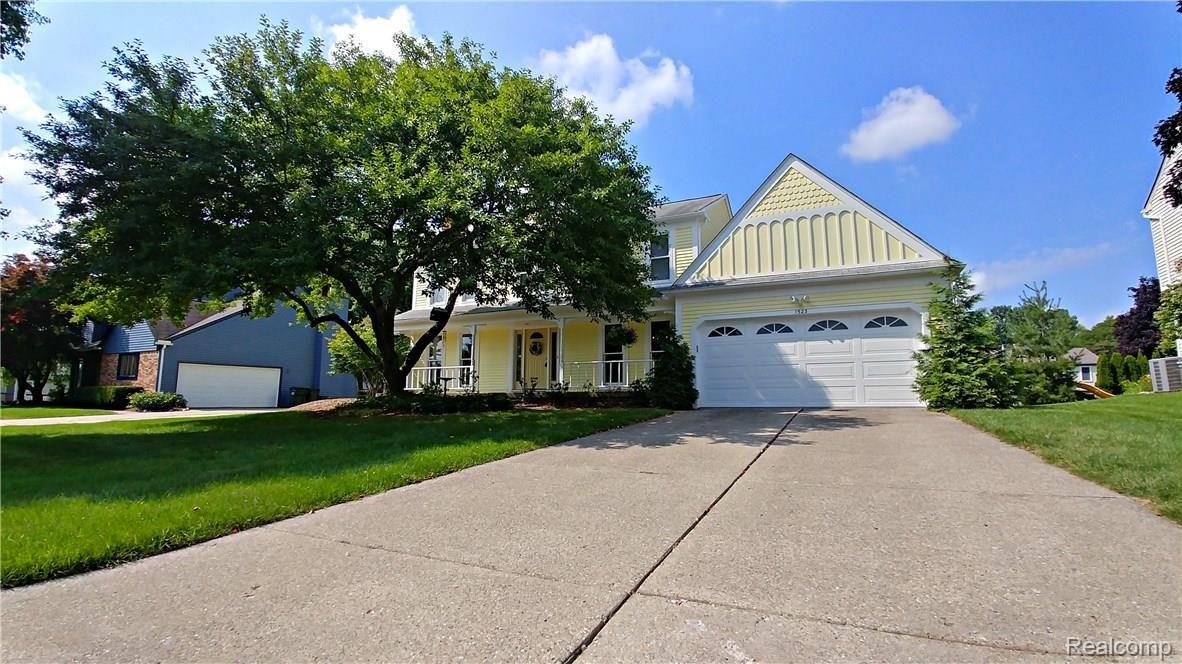 1523 Grandview Drive Rochester, MI 48306 - Photo 3 of 44 2.jpg