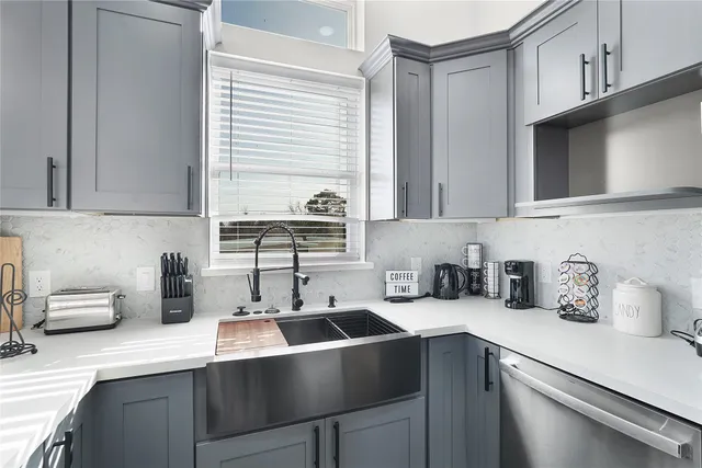 $3,000 | 1913 Hoskins Drive, Unit B, Houston, TX 77080