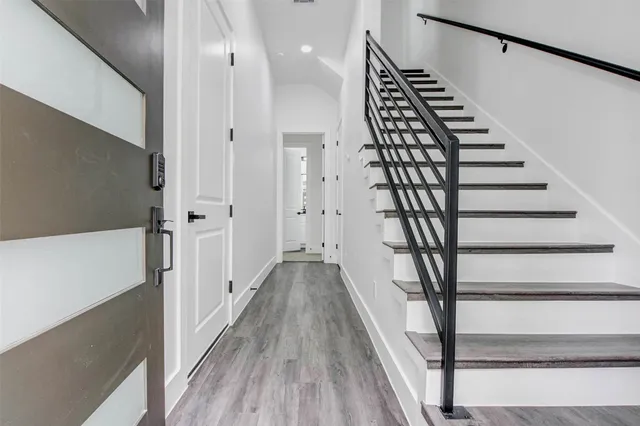 $3,000 | 1913 Hoskins Drive, Unit B, Houston, TX 77080