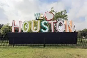 $3,000 | 1913 Hoskins Drive, Unit B, Houston, TX 77080