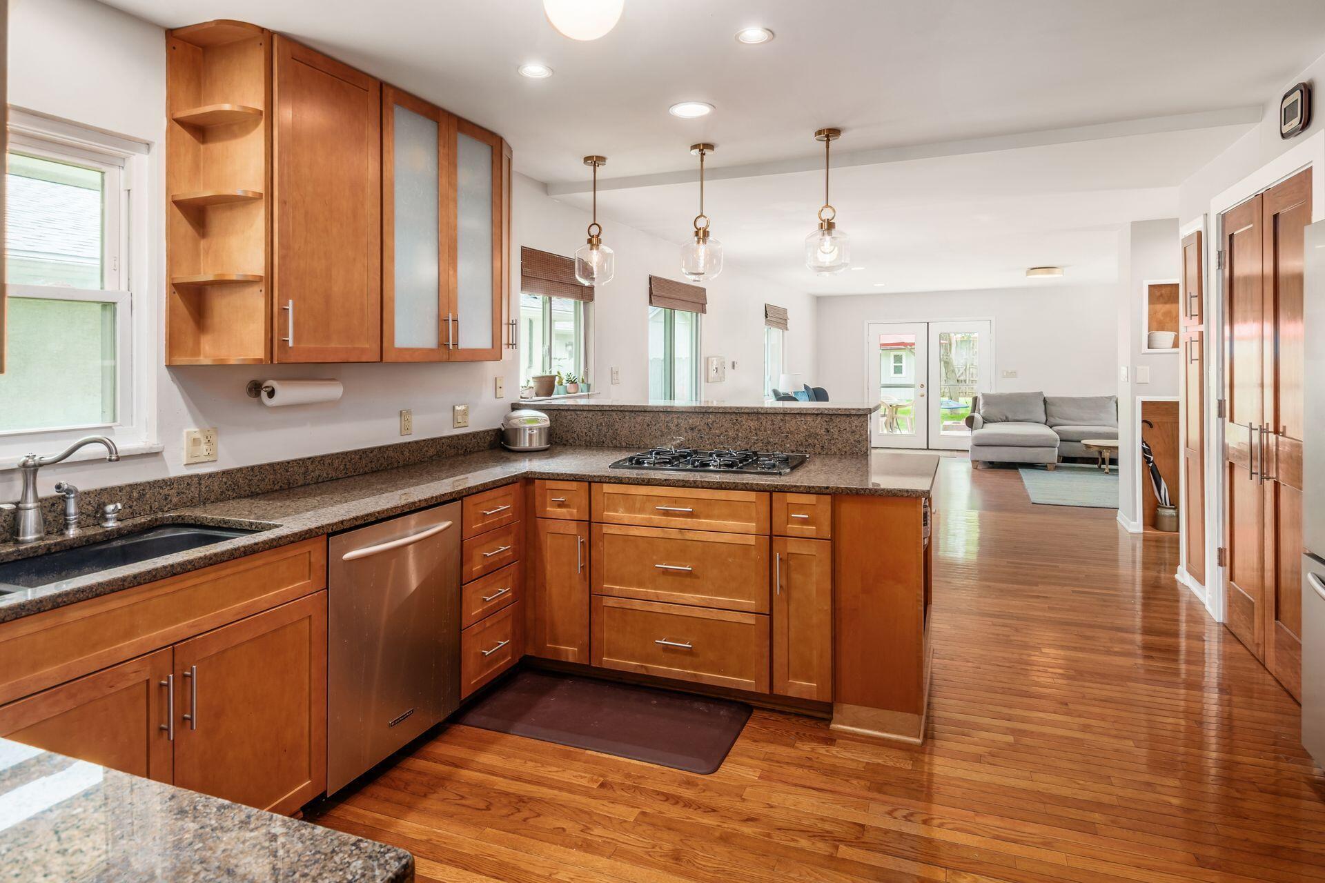 123 South Gould Road Columbus, OH 43209 - Photo 16 of 84 Kitchen