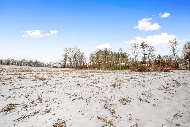 $175,000 | 8 Walker Road, North Brookfield, MA 01535