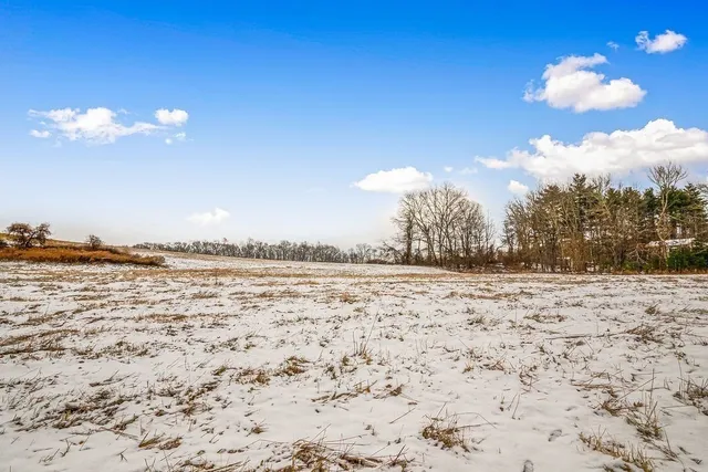 $175,000 | 8 Walker Road, North Brookfield, MA 01535