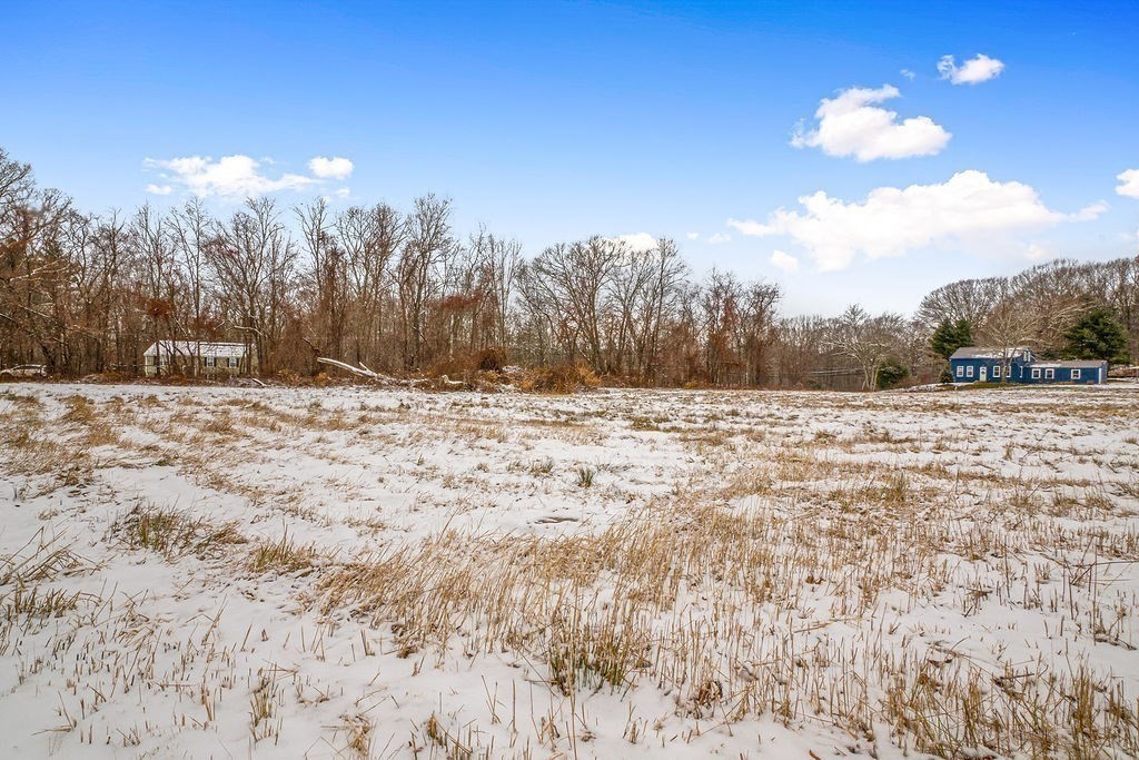 8 Walker Road North Brookfield, MA 01535 - Photo 5 of 17