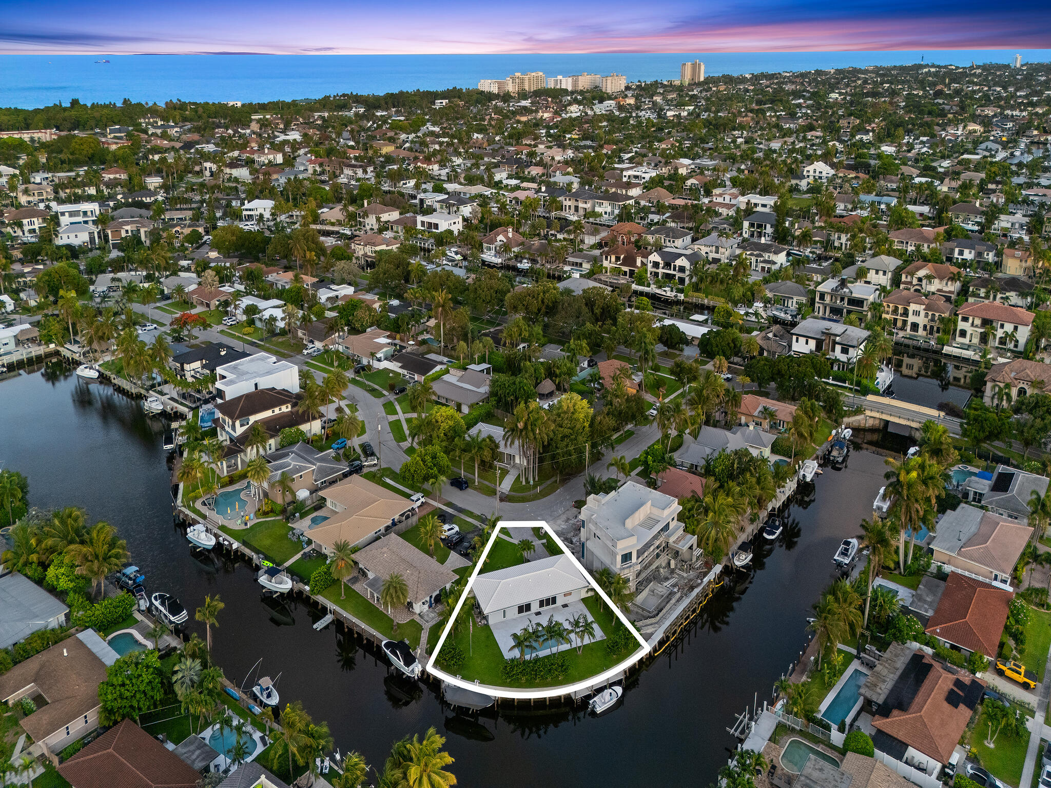2421 Northeast 50th Street Lighthouse Point, FL 33064 - Photo 3 of 34 DJI_20260606200331_0578_D