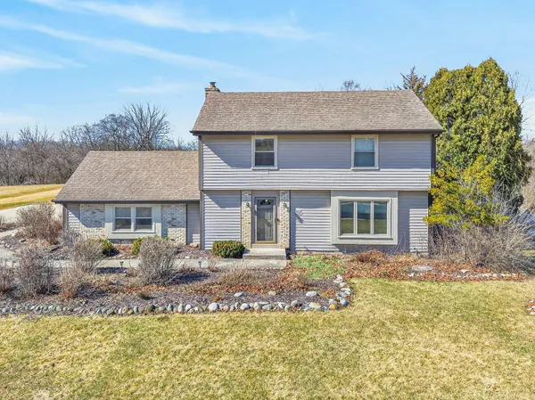 $549,000 | W184N8293 Tours Drive, Menomonee Falls, WI 53051