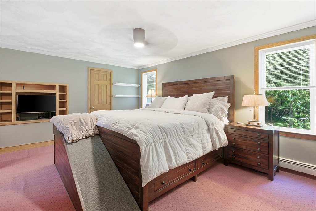 649 Concord Road Marlborough, MA 01752 - Photo 15 of 39