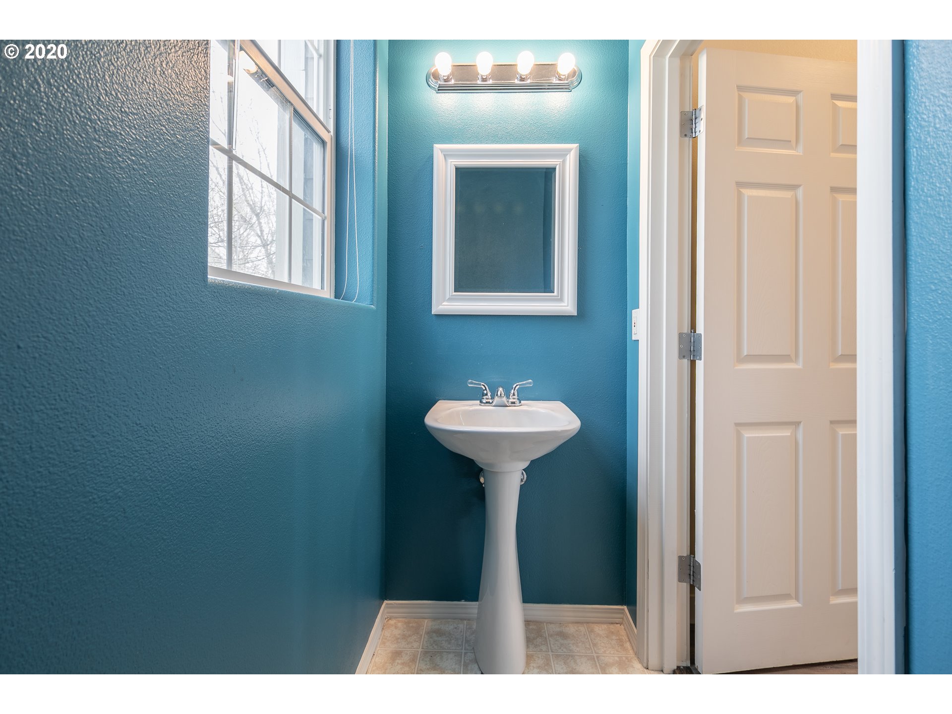 15620 Southwest Black Quartz Street Beaverton, OR 97007 - Photo 15 of 32