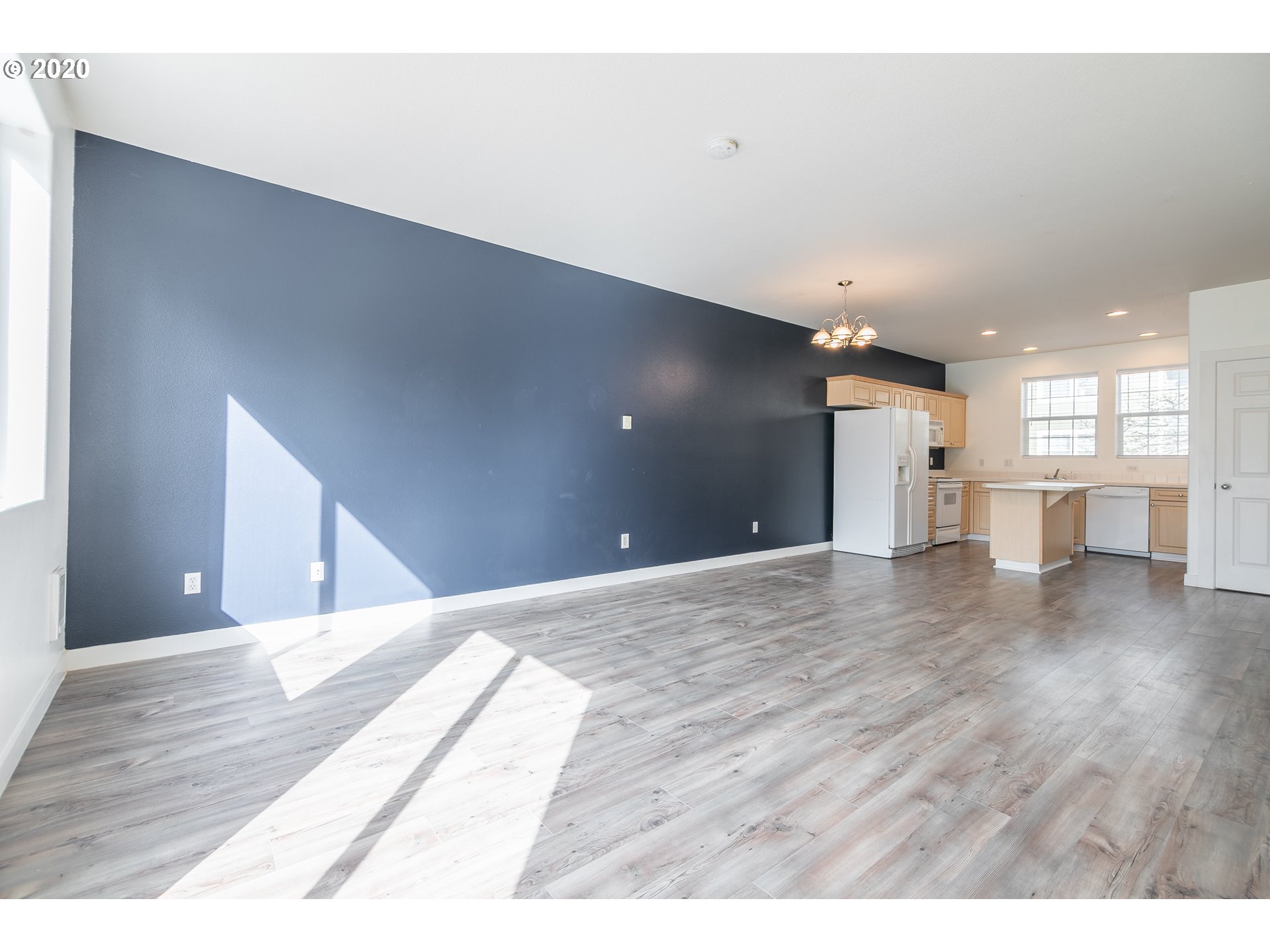 15620 Southwest Black Quartz Street Beaverton, OR 97007 - Photo 4 of 32