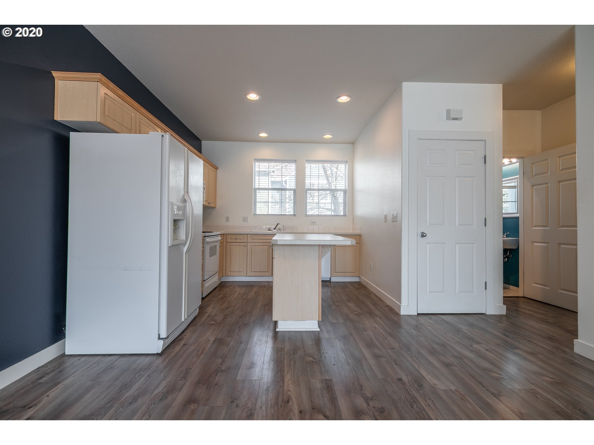 15620 Southwest Black Quartz Street Beaverton, OR 97007 - Photo 9 of 32
