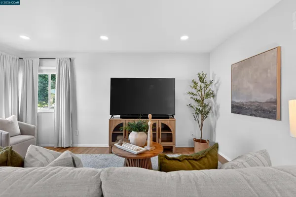 $779,888 | 1891 Gilly Lane, Concord, CA 94518