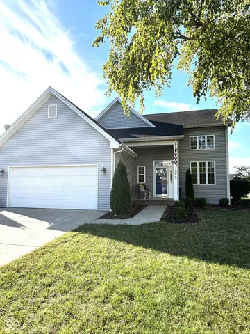 $315,000 | 1959 St James Place, Columbus, IN 47201