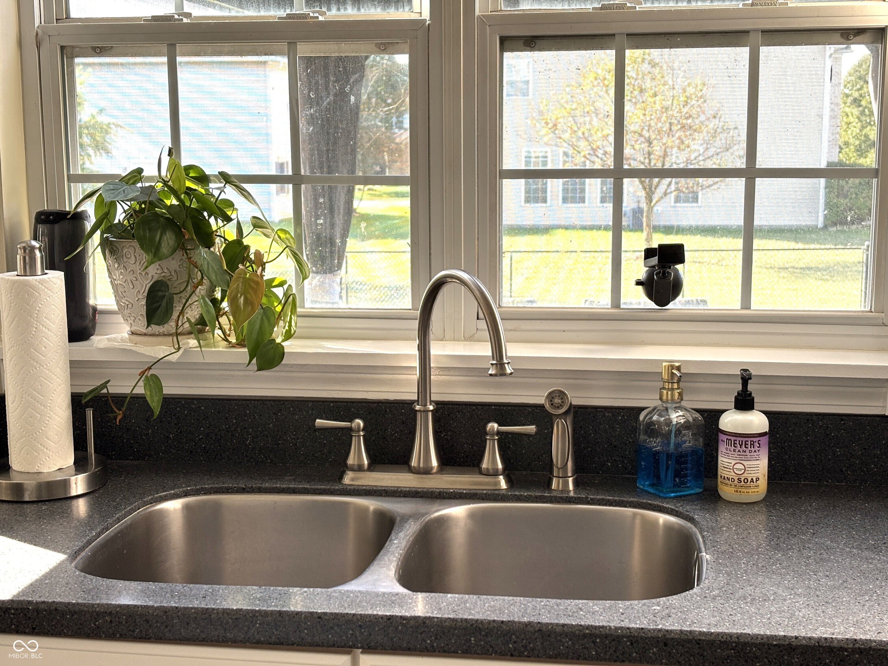 1959 St James Place Columbus, IN 47201 - Photo 12 of 26