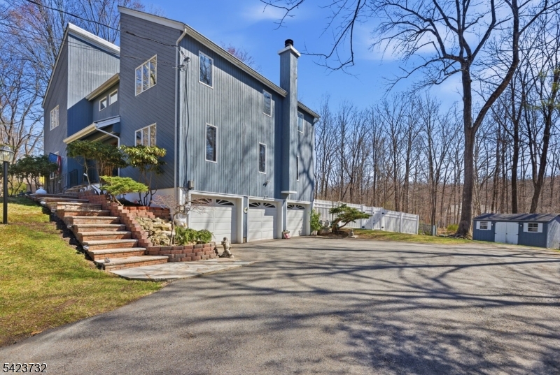 111 Green Road Sparta, NJ 07871 - Photo 7 of 50