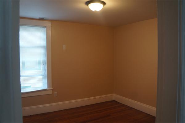 138 Yale Street Springfield, MA 01109 - Photo 8 of 13 Gallery Image 8
