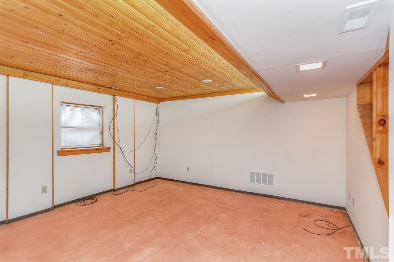 2817 Old Orchard Road Raleigh, NC 27607 - Photo 23 of 25