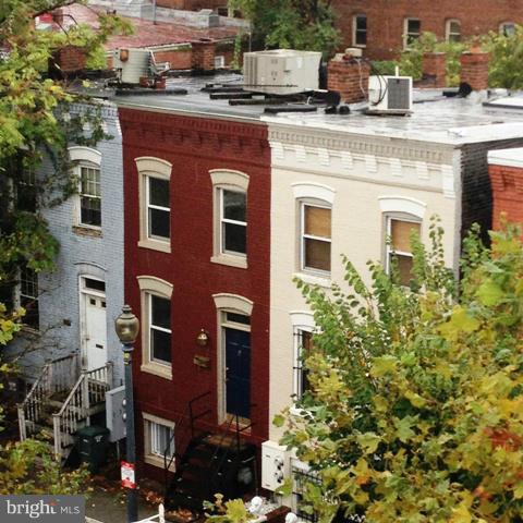 410 Ridge Street Northwest Washington, DC 20001 - Photo 2 of 10 Exterior (Front)