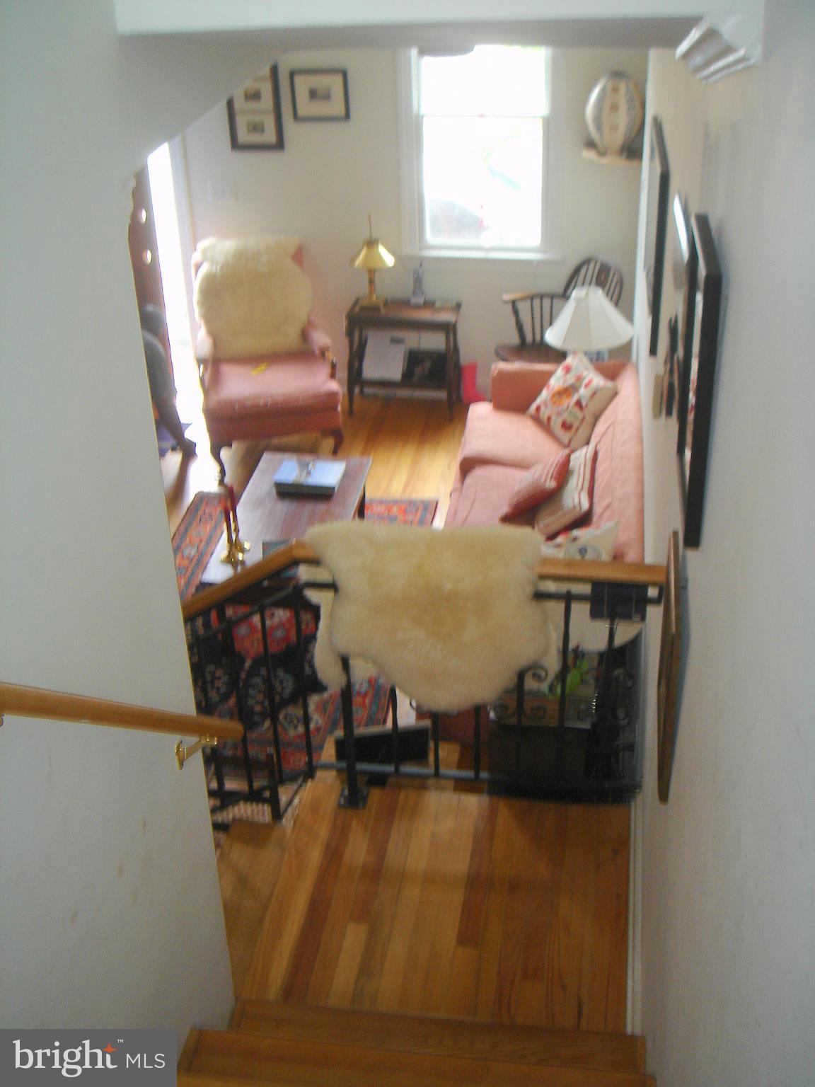 410 Ridge Street Northwest Washington, DC 20001 - Photo 6 of 10 Living Room when occupied