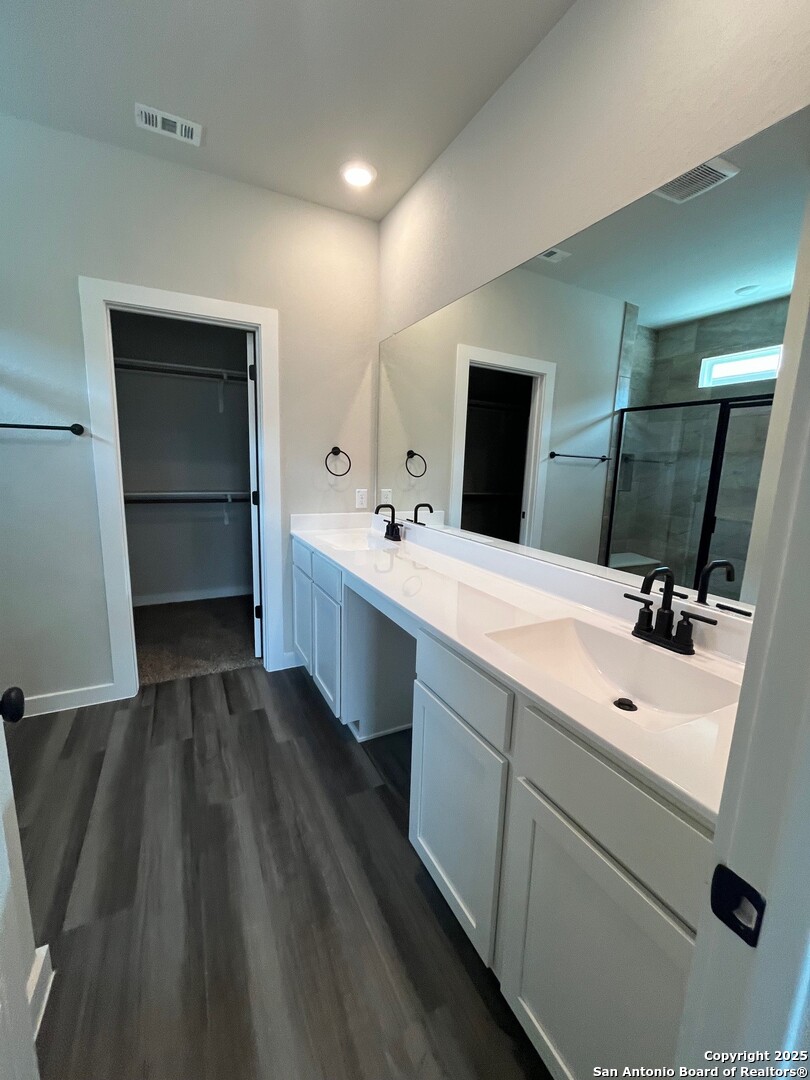 757 Whitman Street New Braunfels, TX 78130 - Photo 6 of 13