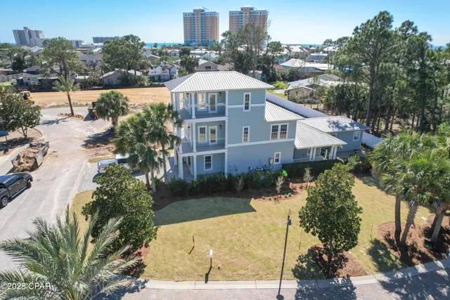 $950,000 | 7900 South Lagoon Drive, Panama City, FL 32408