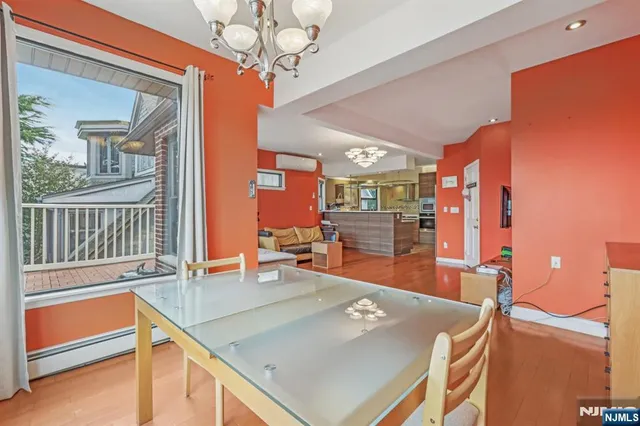 $1,480,000 | 32 Hudson Terrace, Edgewater, NJ 07020