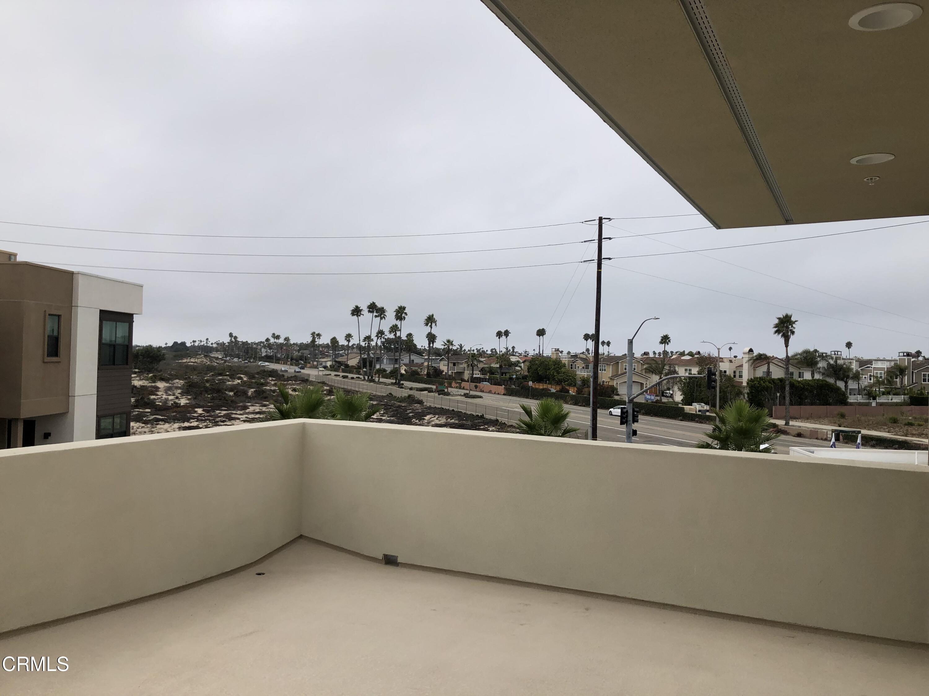 1030 Harbor Boulevard Oxnard, CA 93035 - Photo 15 of 24 a view of a terrace