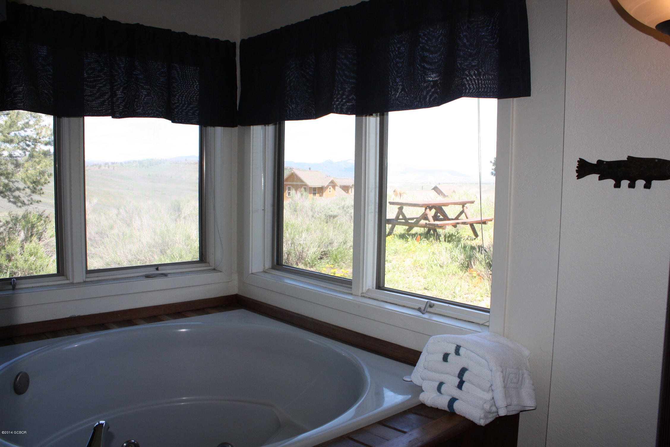 247 Co Road Granby, CO 80446 - Photo 15 of 15 private hot tub view 2