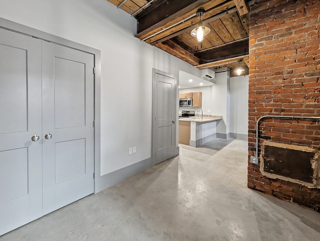 90 Grove Street, Unit LL2 Worcester, MA 01605 - Photo 4 of 19 Gallery Image 4